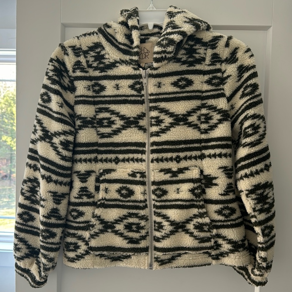 Chaser size small zip up sweatshirt new with tags